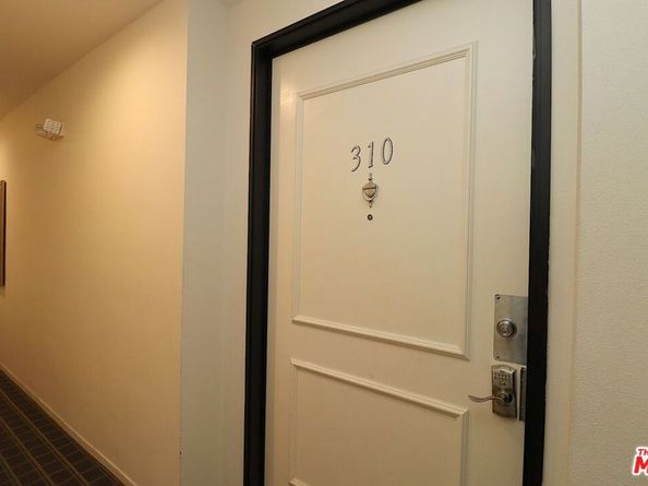 625 S Berendo Street 310, Los Angeles CA 90005
