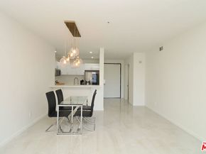 625 S Berendo Street 310, Los Angeles CA 90005