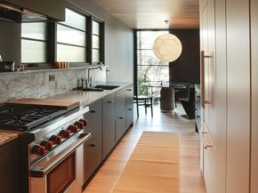 4934 La Roda Avenue, Los Angeles CA 90041