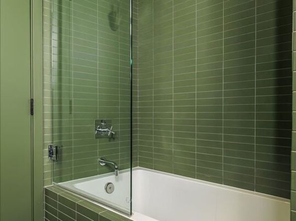 4934 La Roda Avenue, Los Angeles CA 90041