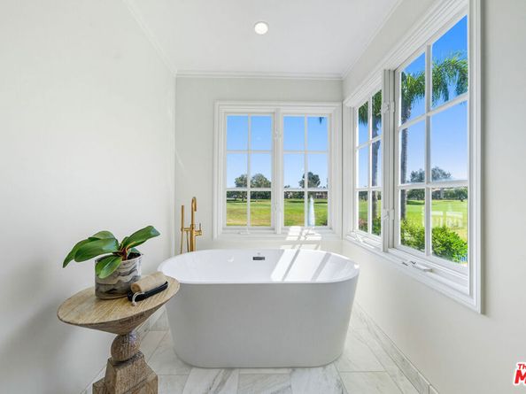19382 Woodlands Drive, Huntington Beach CA 92648