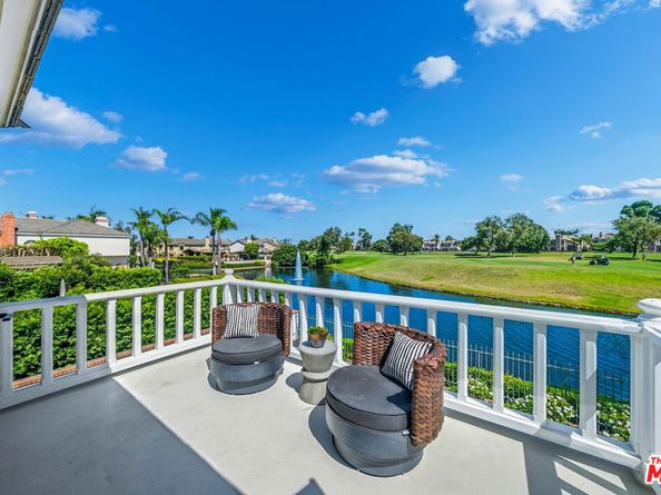 19382 Woodlands Drive, Huntington Beach CA 92648