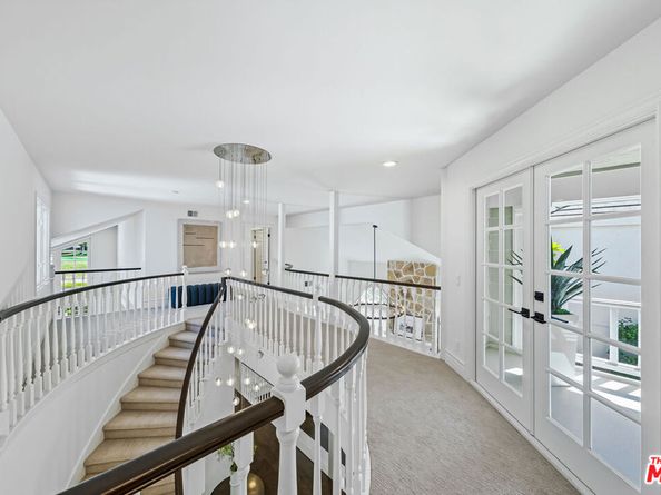 19382 Woodlands Drive, Huntington Beach CA 92648