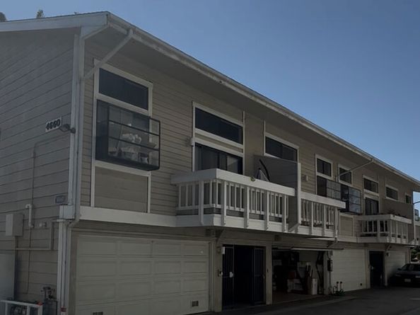 4660 Don Lorenzo Drive B, Los Angeles CA 90008
