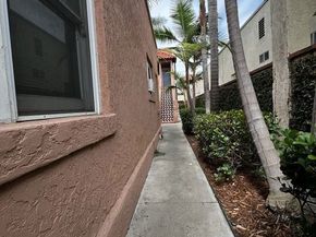 1605 E 1st Street, Long Beach CA 90802