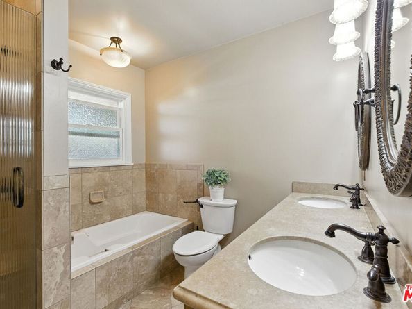 2401 Robalo Avenue, San Pedro CA 90732
