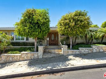 2401 Robalo Avenue