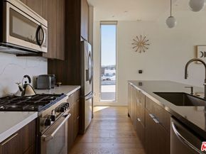 3543 Casitas Avenue, Los Angeles CA 90039