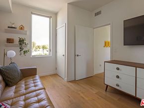 3543 Casitas Avenue, Los Angeles CA 90039