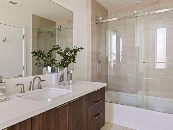 3543 Casitas Avenue, Los Angeles CA 90039