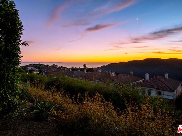 16724 Calle Arbolada, Pacific Palisades CA 90272