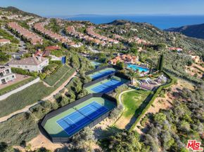 16724 Calle Arbolada, Pacific Palisades CA 90272