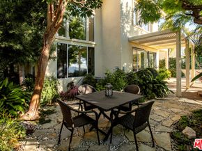 16724 Calle Arbolada, Pacific Palisades CA 90272