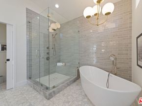 16724 Calle Arbolada, Pacific Palisades CA 90272