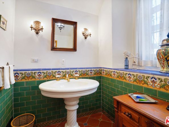 22800 Beckledge Terrace, Malibu CA 90265