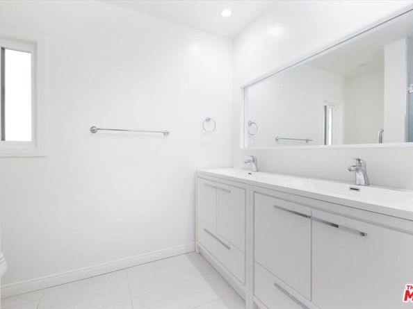 6225 Coldwater Canyon Avenue 104, North Hollywood CA 91606