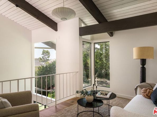 2313 Banyan Drive, Los Angeles CA 90049