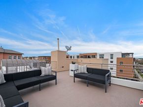 6099 S Seabluff Drive, Los Angeles CA 90094