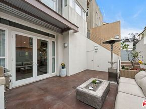 6099 S Seabluff Drive, Los Angeles CA 90094