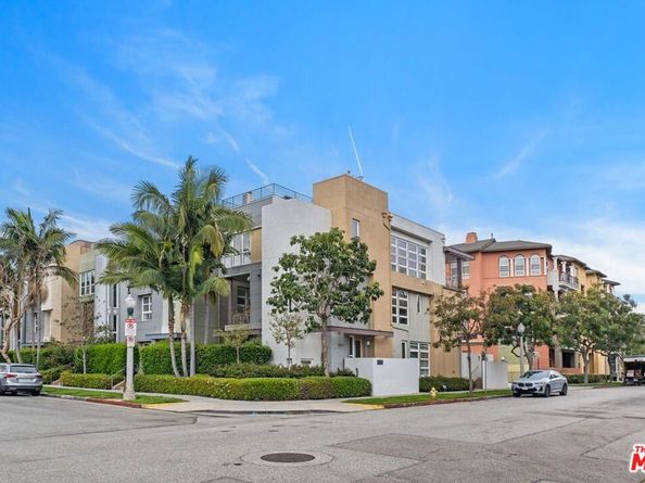6099 S Seabluff Drive, Los Angeles CA 90094