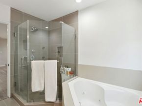15539 Hamner Drive, Los Angeles CA 90077