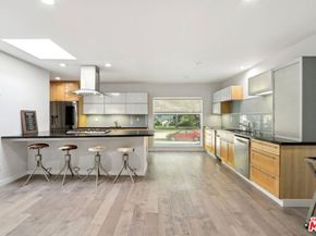 15539 Hamner Drive, Los Angeles CA 90077