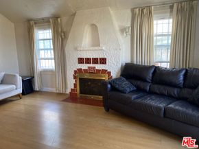 2132 W 84th Place, Los Angeles CA 90047