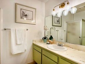 12830 Burbank Boulevard 201, Valley Village CA 91607