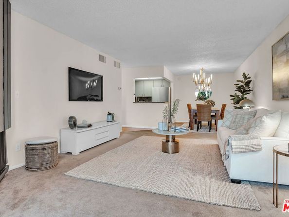 12830 Burbank Boulevard 201, Valley Village CA 91607