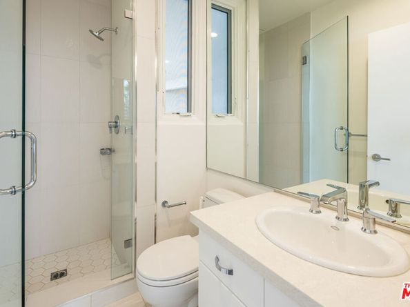 15425 Antioch Street 201, Pacific Palisades CA 90272