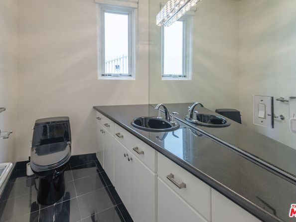 15425 Antioch Street 201, Pacific Palisades CA 90272