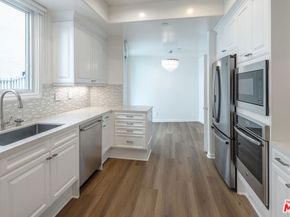 15425 Antioch Street 201, Pacific Palisades CA 90272