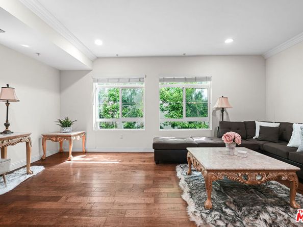 440 S Occidental Boulevard 204, Los Angeles CA 90057