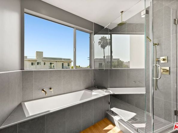 1244 14th Street C, Santa Monica CA 90404