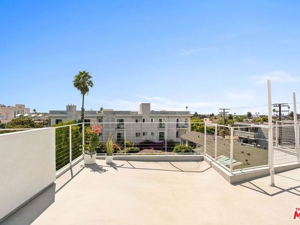 1244 14th Street C, Santa Monica CA 90404