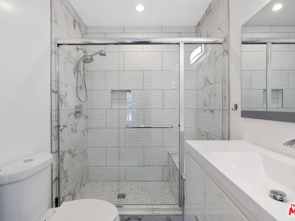 6713 Saint Clair Avenue, North Hollywood CA 91606