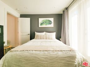 6713 Saint Clair Avenue, North Hollywood CA 91606