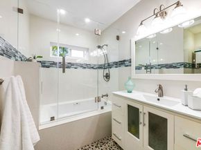 2446 Cheremoya Avenue, Los Angeles CA 90068