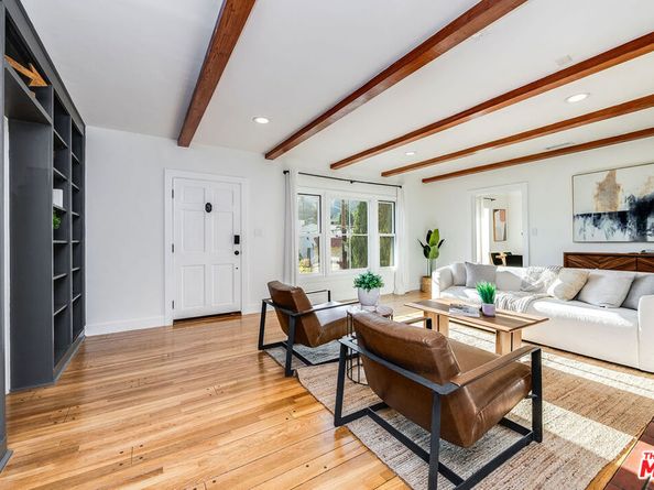 2446 Cheremoya Avenue, Los Angeles CA 90068