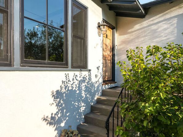 2446 Cheremoya Avenue, Los Angeles CA 90068