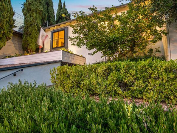 2446 Cheremoya Avenue, Los Angeles CA 90068