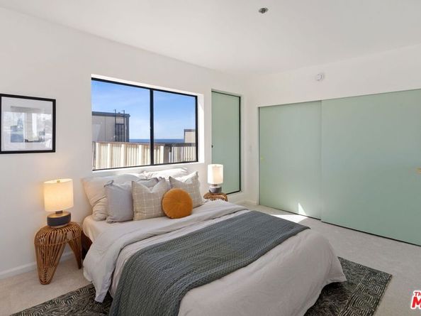 625 Esplanade 63, Redondo Beach CA 90277