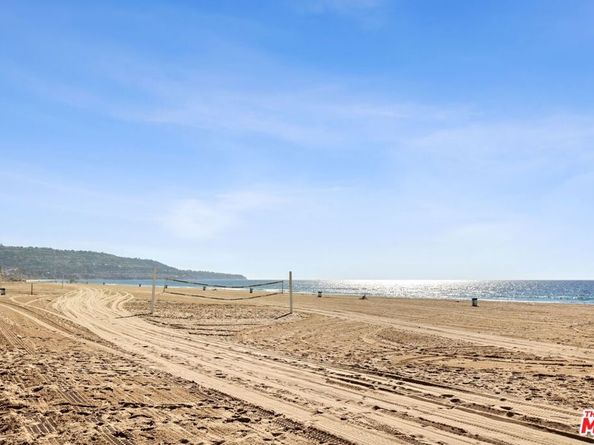 625 Esplanade 63, Redondo Beach CA 90277