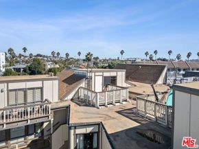 625 Esplanade 63, Redondo Beach CA 90277