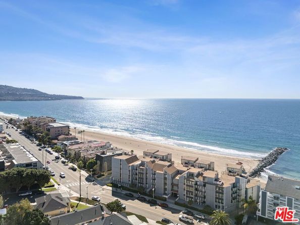 625 Esplanade 63, Redondo Beach CA 90277