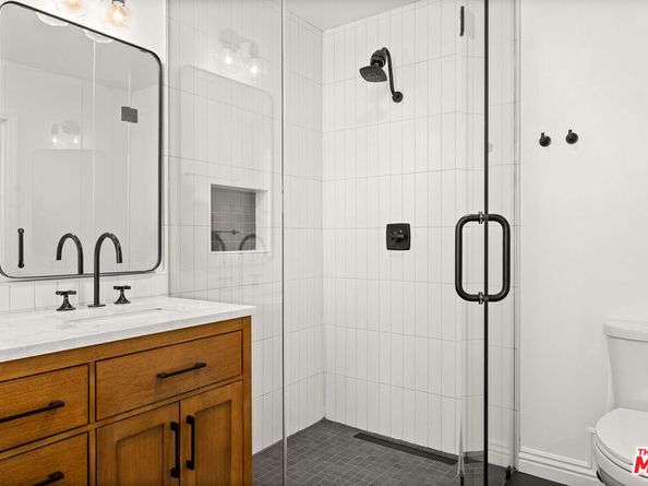 1601 S Bentley Avenue 201, Los Angeles CA 90025