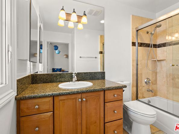 1601 S Bentley Avenue 201, Los Angeles CA 90025