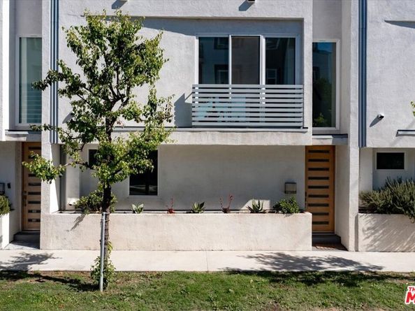 5422 Camellia Avenue, North Hollywood CA 91601