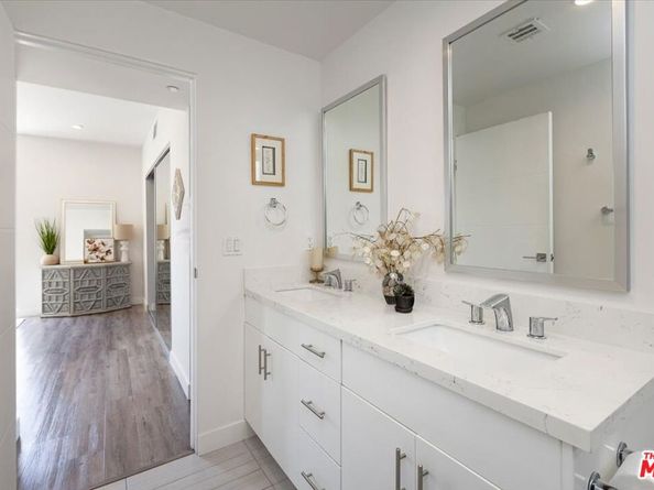 5422 Camellia Avenue, North Hollywood CA 91601