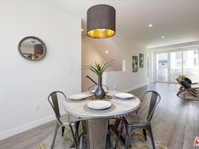 5422 Camellia Avenue, North Hollywood CA 91601